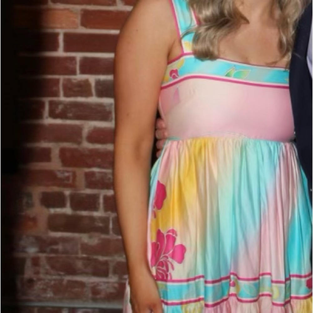 Hunter Bell Dress! Size Small. Selling for m$275 OBO